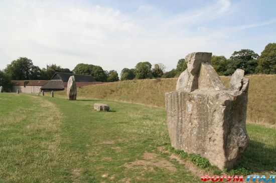 Avebury Henge/ каменные круги Эйвбери