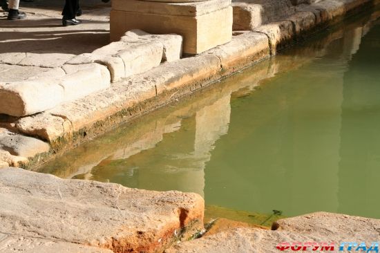 bath-roman-baths
