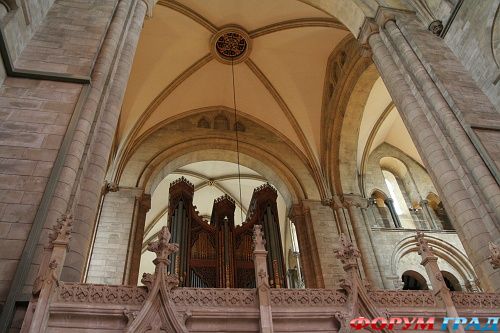 Собор Святой Троицы в Чичестер/chichester-cathedral
