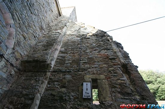 Церковь Св. Марии в деревне Дирхерст/Deerhurst Church