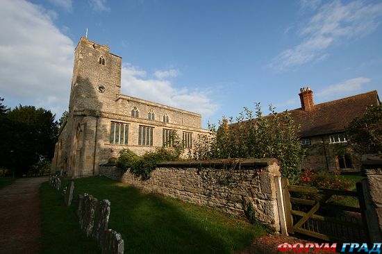 Церковь Св. Марии в деревне Дирхерст/Deerhurst Church