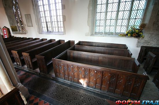 Церковь Св. Марии в деревне Дирхерст/Deerhurst Church