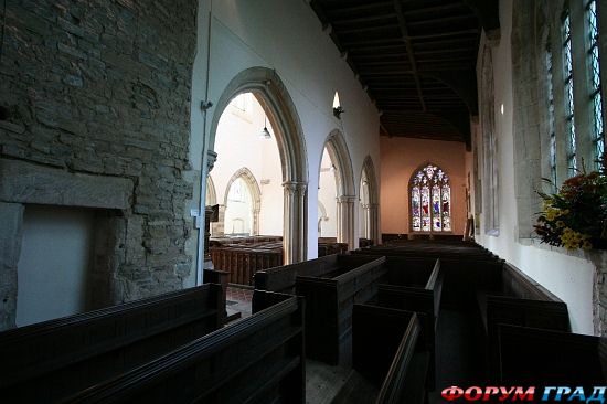 Церковь Св. Марии в деревне Дирхерст/Deerhurst Church