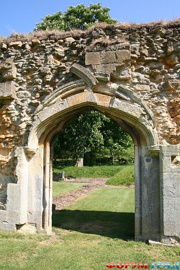 Хейлс Аббатство/Hailes Abbey