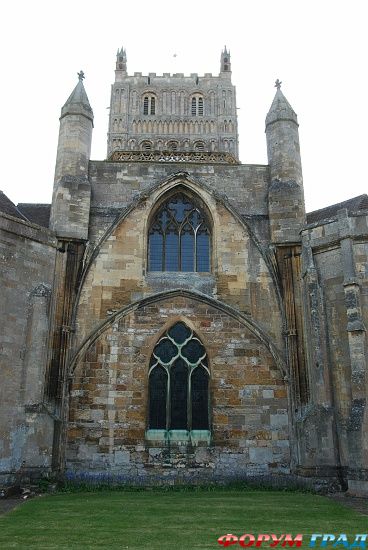 Tewkesbury Abbey/Приходская церковь Св. Марии Девы