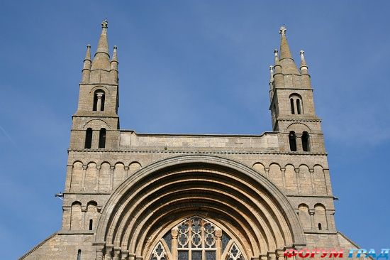 Tewkesbury Abbey/Приходская церковь Св. Марии Девы