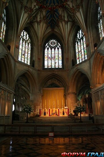 Tewkesbury Abbey/Приходская церковь Св. Марии Девы
