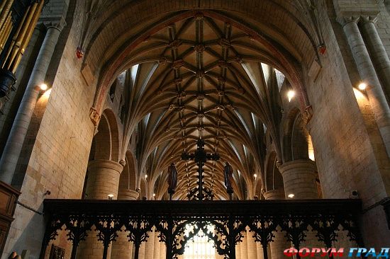 Tewkesbury Abbey/Приходская церковь Св. Марии Девы