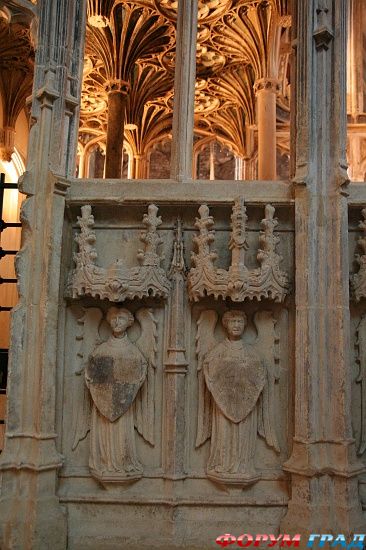 Tewkesbury Abbey/Приходская церковь Св. Марии Девы