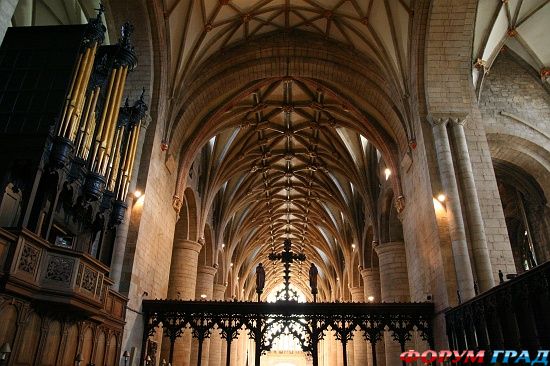 Tewkesbury Abbey/Приходская церковь Св. Марии Девы