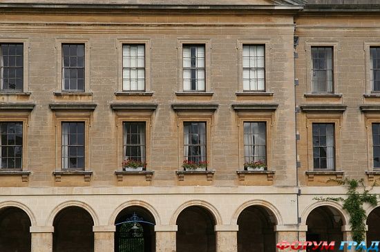 In the Footsteps of C.S. Lewis, Oxford