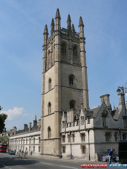 In the Footsteps of C.S. Lewis, Oxford