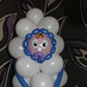 Младенец из шаров