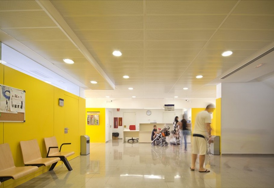 porreres-health-center-by-maca-studio-07