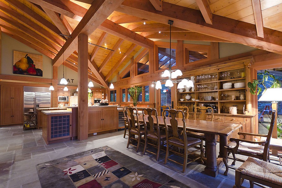 woodland-property-in-whistler-07