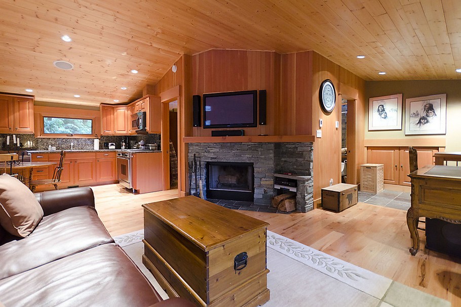 woodland-property-in-whistler-11