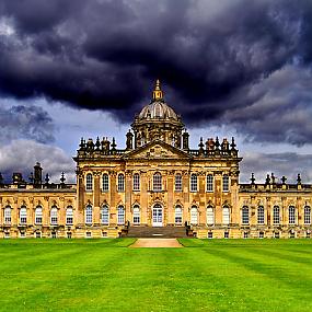 29 magnificent castles from around the world-01