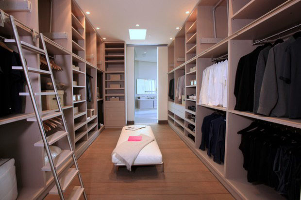 30 ideas for a roomy man s wardrobe-09