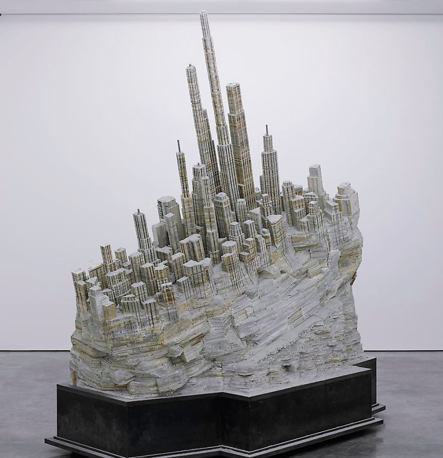 45 beautiful examples of book sculptures-17