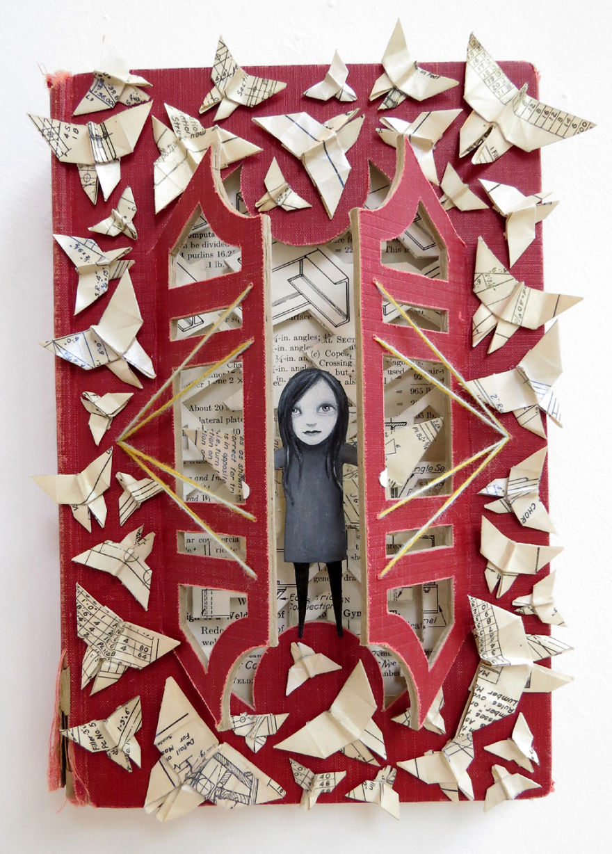 45 beautiful examples of book sculptures-37