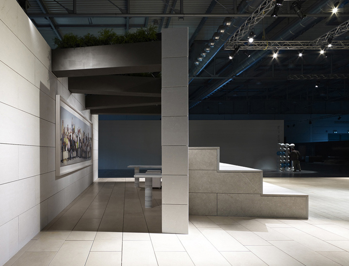 art installation la piazza from aldo cibic-03