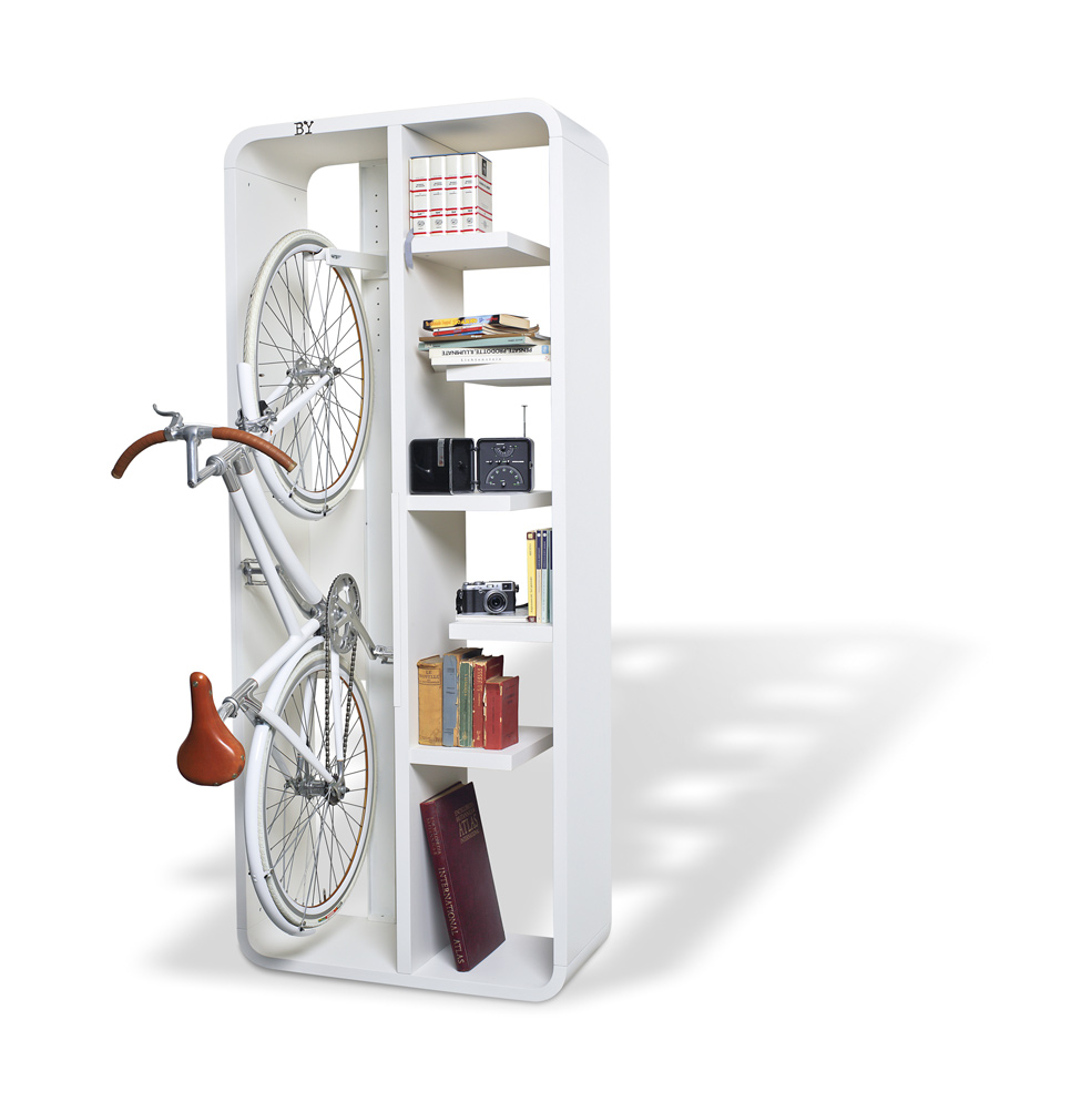 book shelf with fastening for the bicycle-01