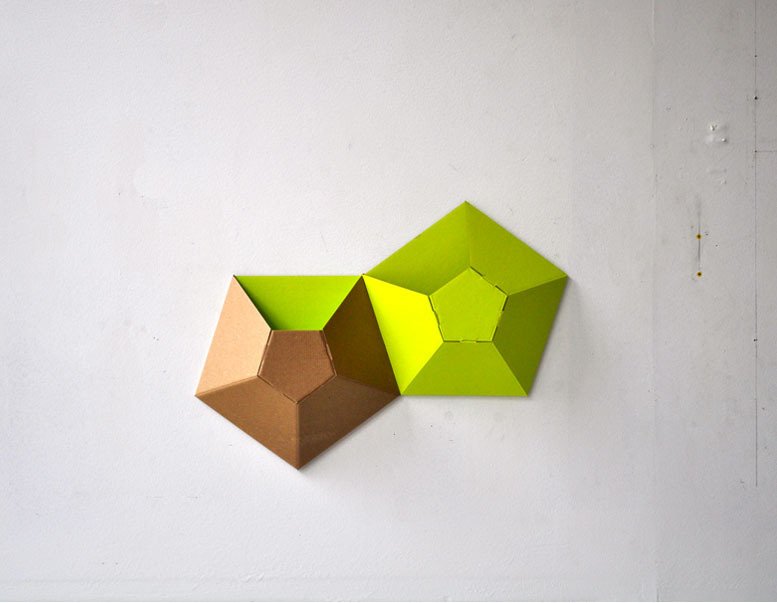 bright solution for storing small things-05
