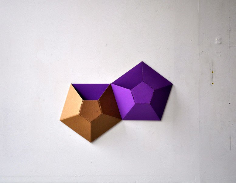 bright solution for storing small things-07