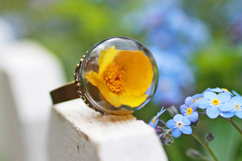 delicate rings with magical scenes inside-13