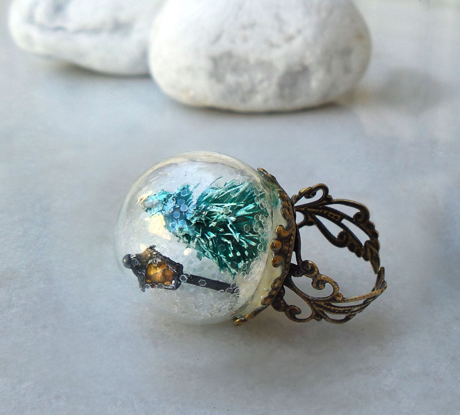 delicate rings with magical scenes inside-15