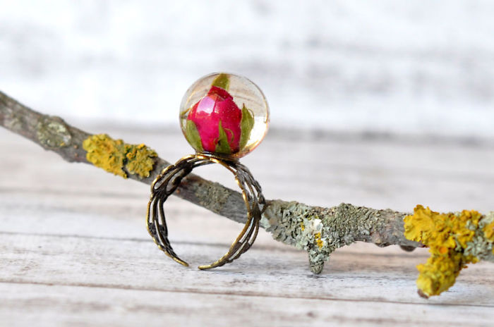 delicate rings with magical scenes inside-24