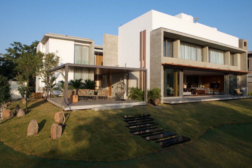 entry and exit of life-05