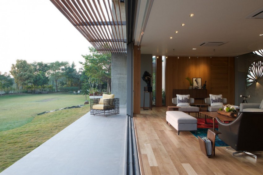 entry and exit of life-09