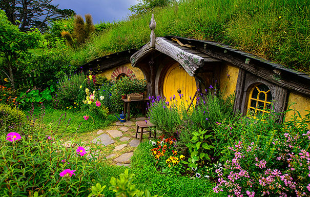 fabulous houses in the real world-09
