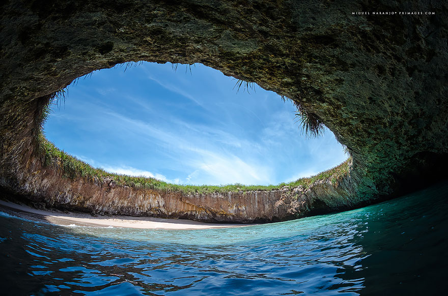 great beaches around the world-02