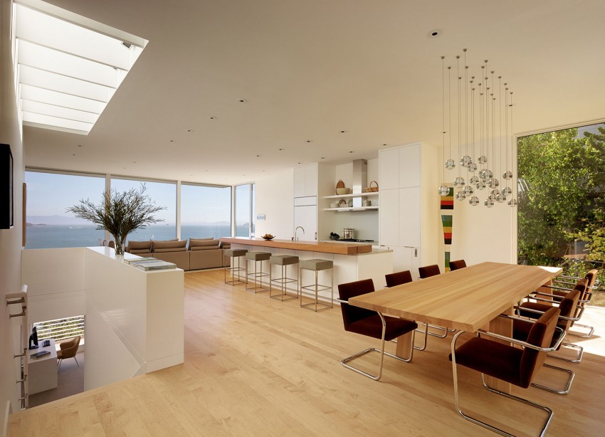 Кухонная зона дома  Sausalito Hillside Remodel от Turnbull Griffin Haesloop Architects