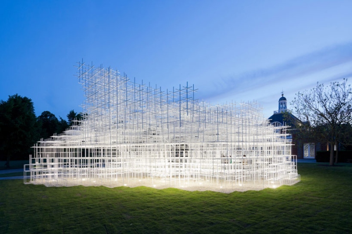 installing the serpentine gallery pavilion-01