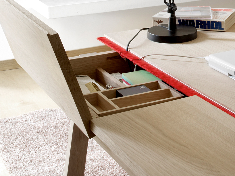 landa-desk-3