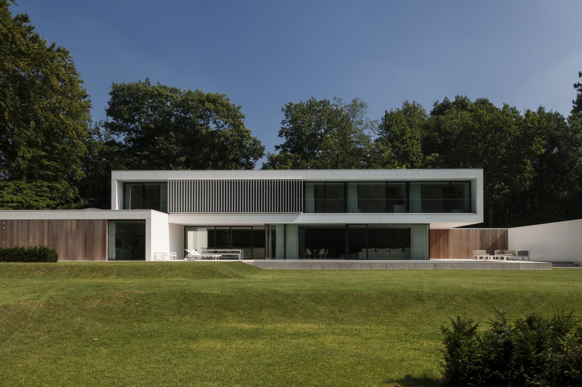 luxury hs residence by cubyc architects-02