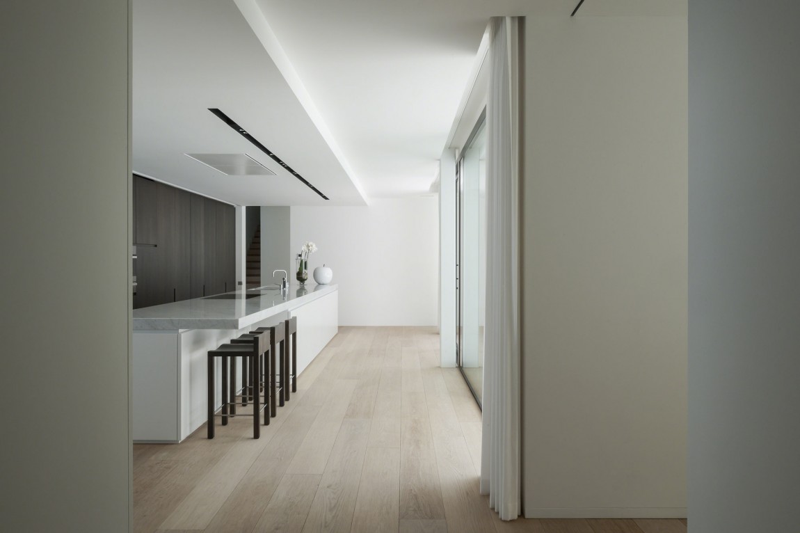 luxury hs residence by cubyc architects-11