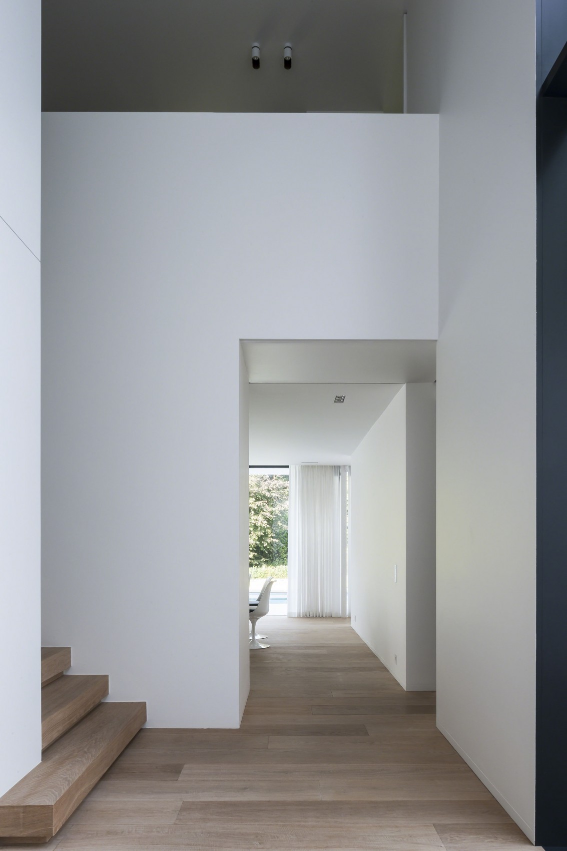 luxury hs residence by cubyc architects-13