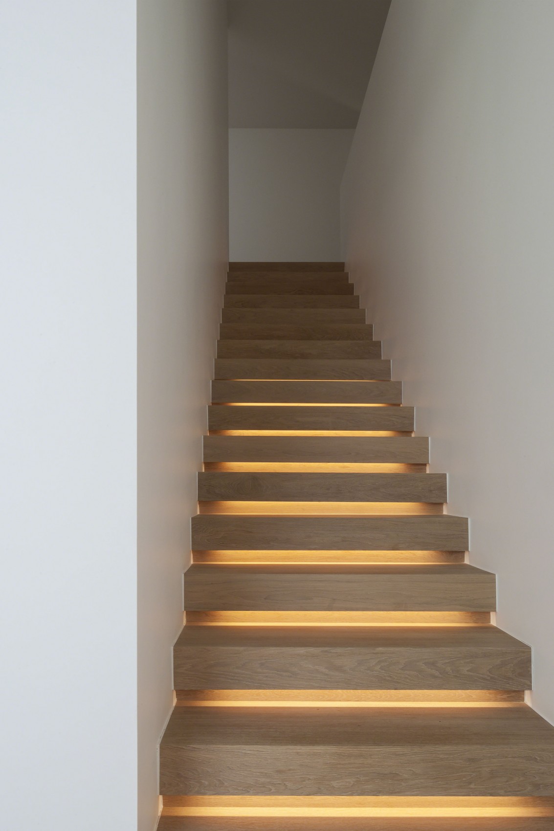 luxury hs residence by cubyc architects-15