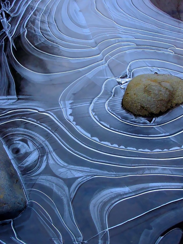 magical ice and snow formations-12