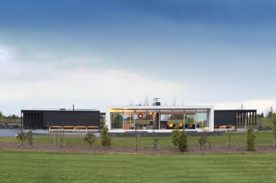 Креативный фасад особняка Dixon House от Designgroup Stapleton Elliott