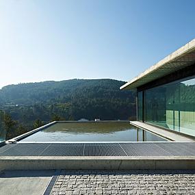 modern lake house-15