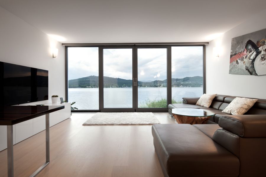 modern lake house-28