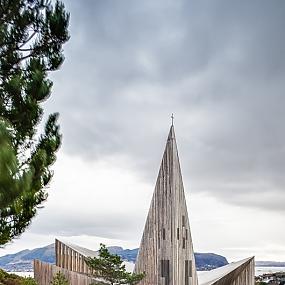 ommunity church knarvik reiulf ramstad arkitekter-06