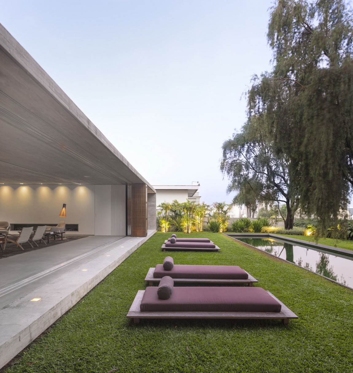 stunning the p house in brazil-06