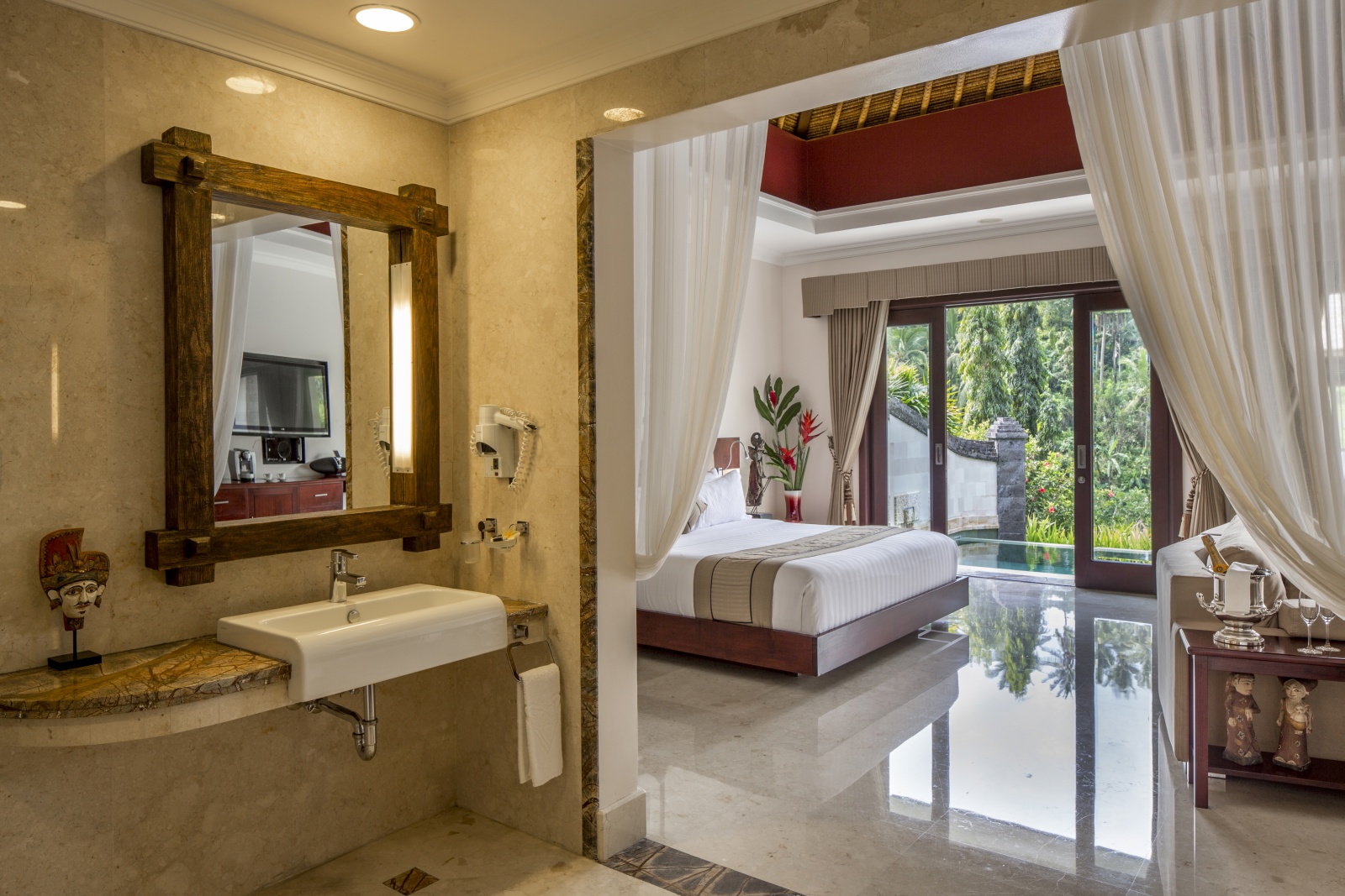 Открытая ванная комната отеля ViceroybalI
