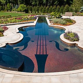 the pool in the form of large-scale copy violin-07